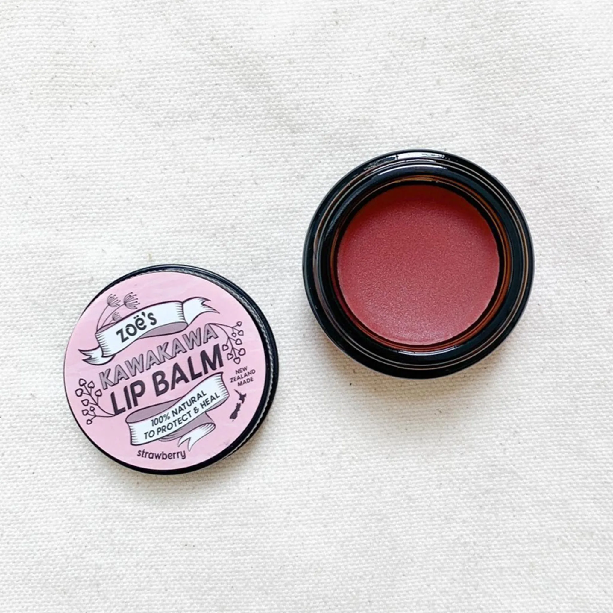 Kawakawa Lip Balm - Strawberry