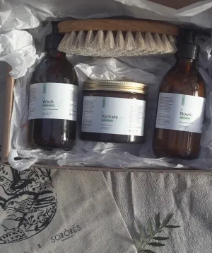 Nourishing Gift Set with body brush